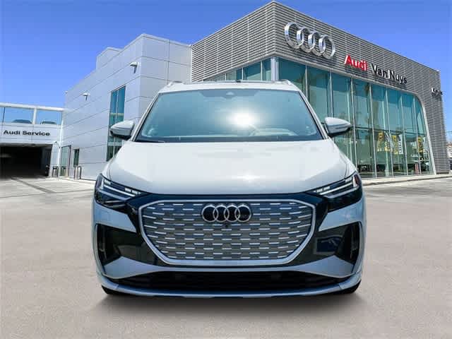 Thumbnail: 2023 Audi Q4 e-tron - 6