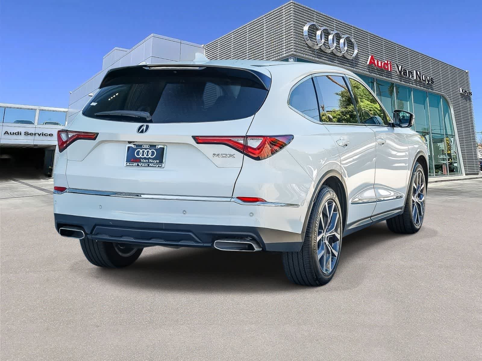 Thumbnail: 2024 Acura MDX - 4
