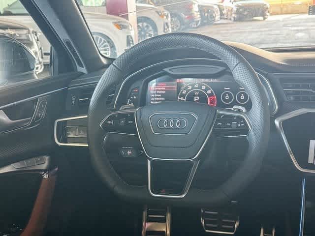 Thumbnail: 2025 Audi RS 6 - 15