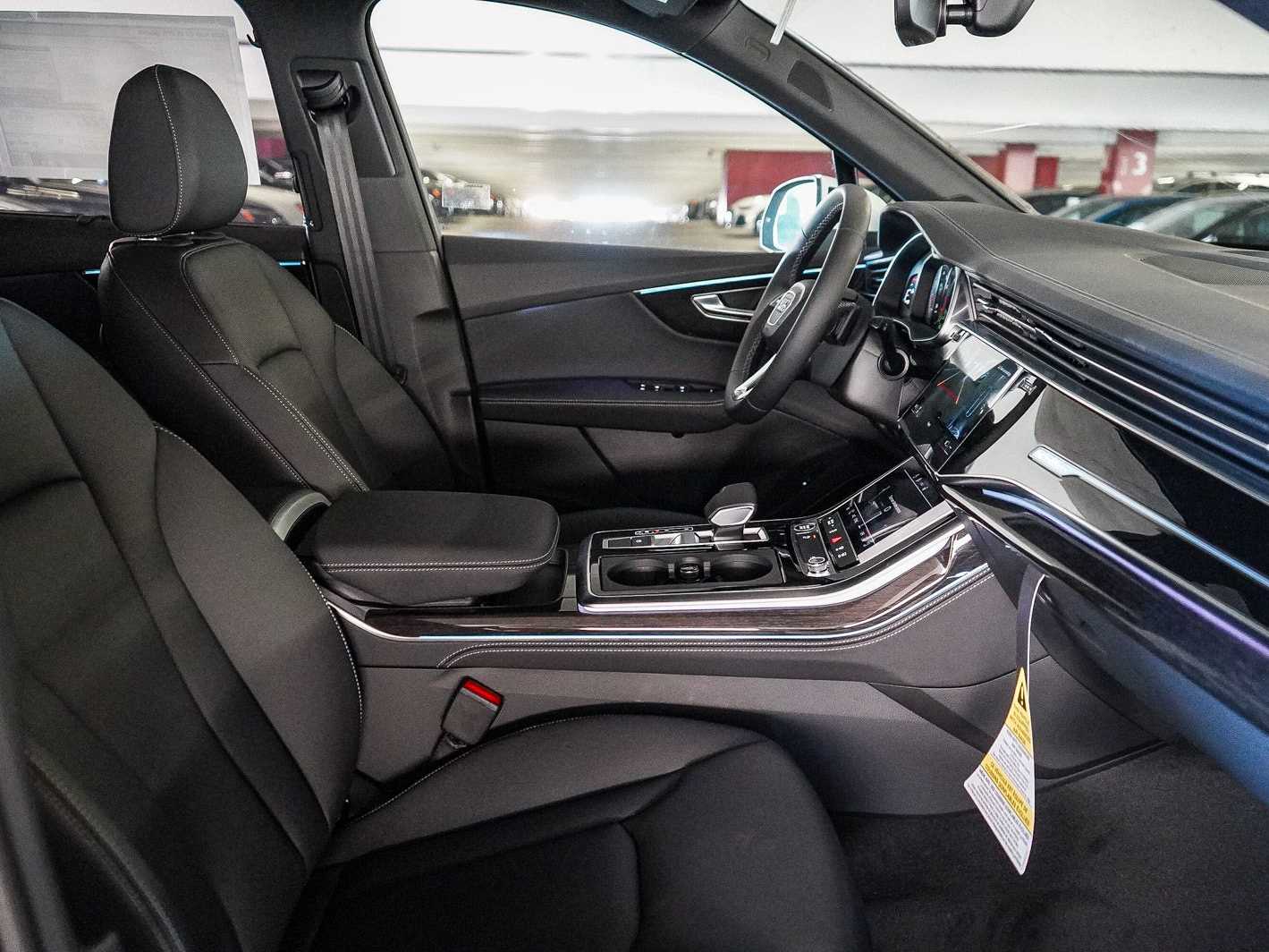 Thumbnail: 2026 Audi Q7 - 17