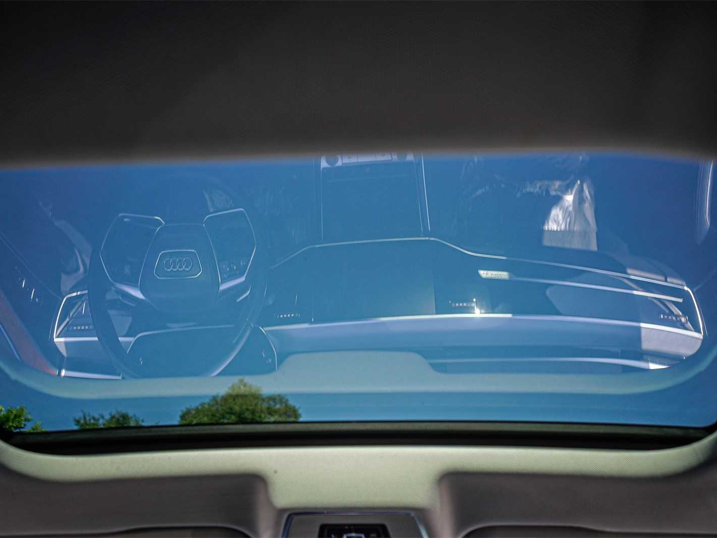 Thumbnail: 2022 Audi A8 - 11