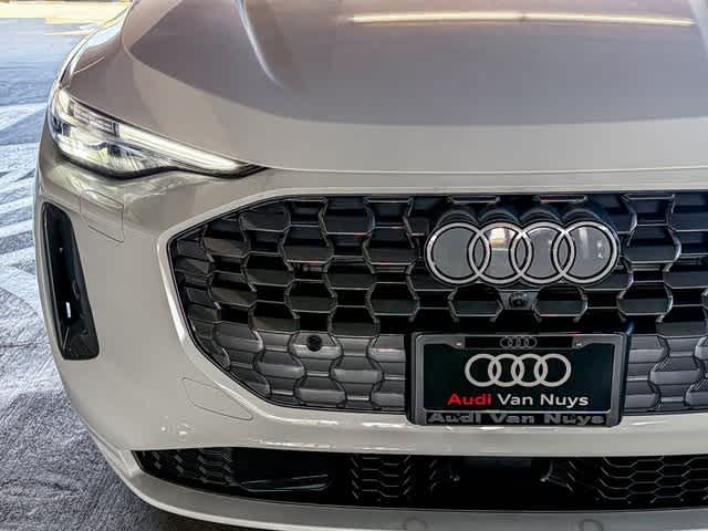 Thumbnail: 2025 Audi Q5 - 11