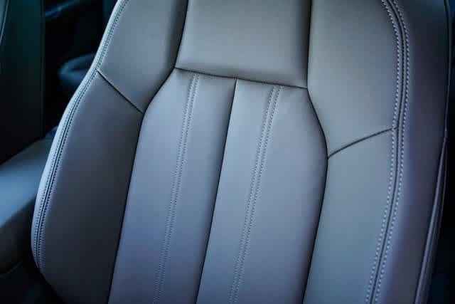 Thumbnail: 2025 Audi e-tron S - 25