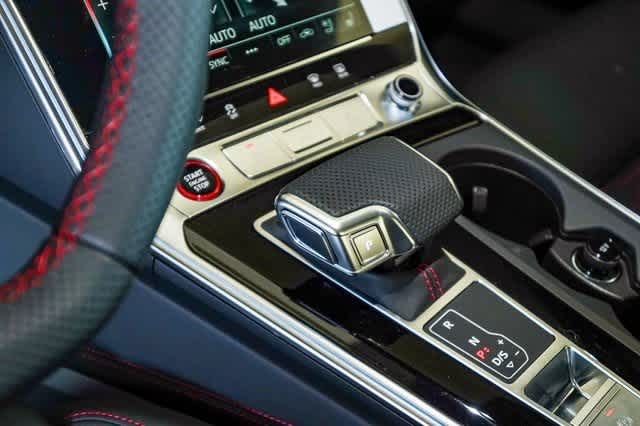 Thumbnail: 2025 Audi RS 7 - 22