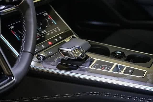 Thumbnail: 2025 Audi A6 - 32