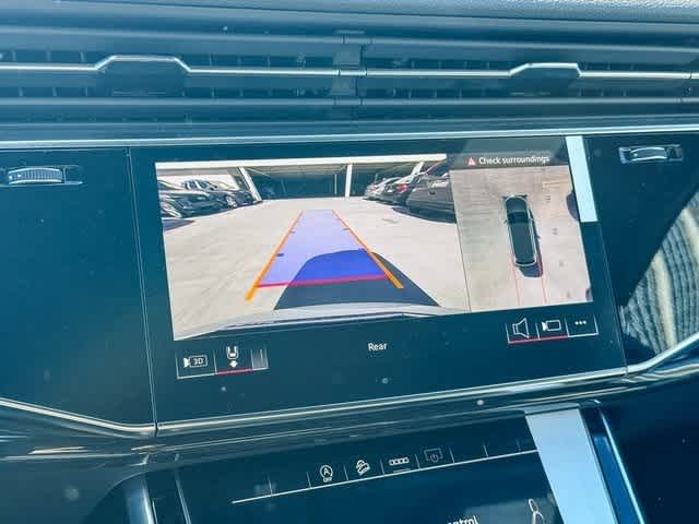 Thumbnail: 2025 Audi Q7 - 25