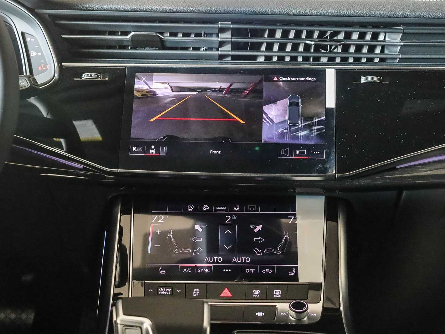 Thumbnail: 2026 Audi Q7 - 14