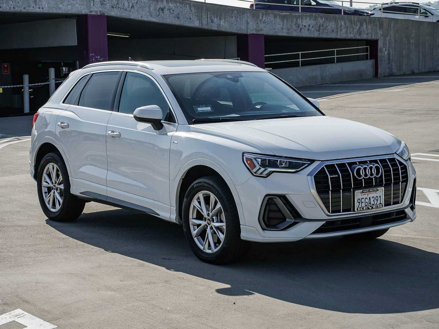Thumbnail: 2023 Audi Q3 - 5