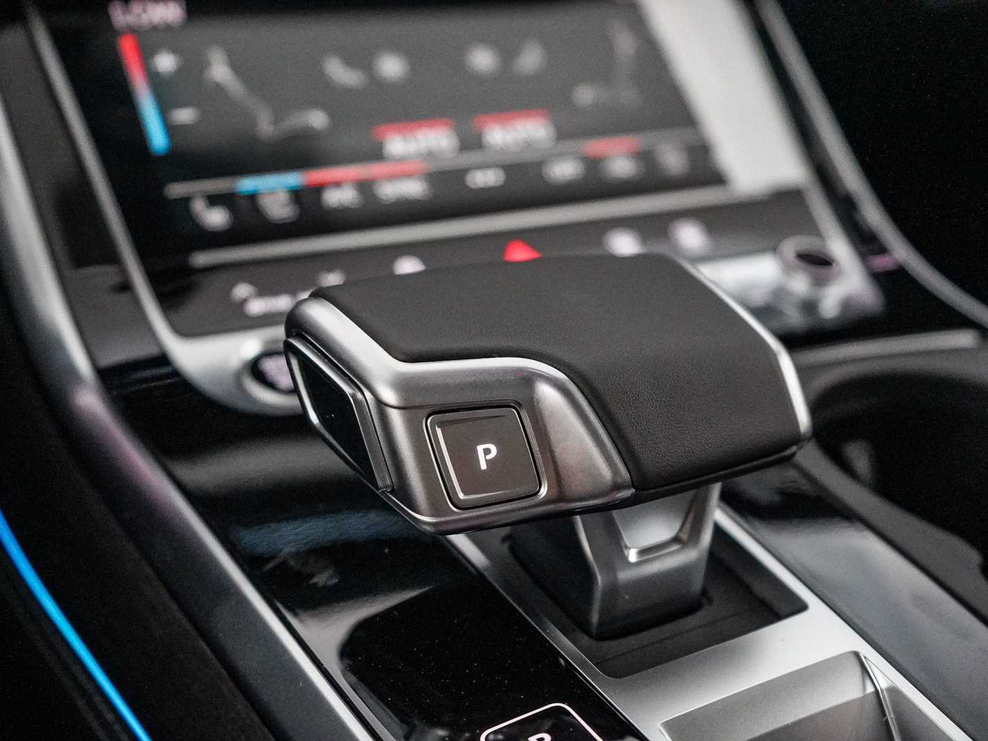 Thumbnail: 2026 Audi Q7 - 24