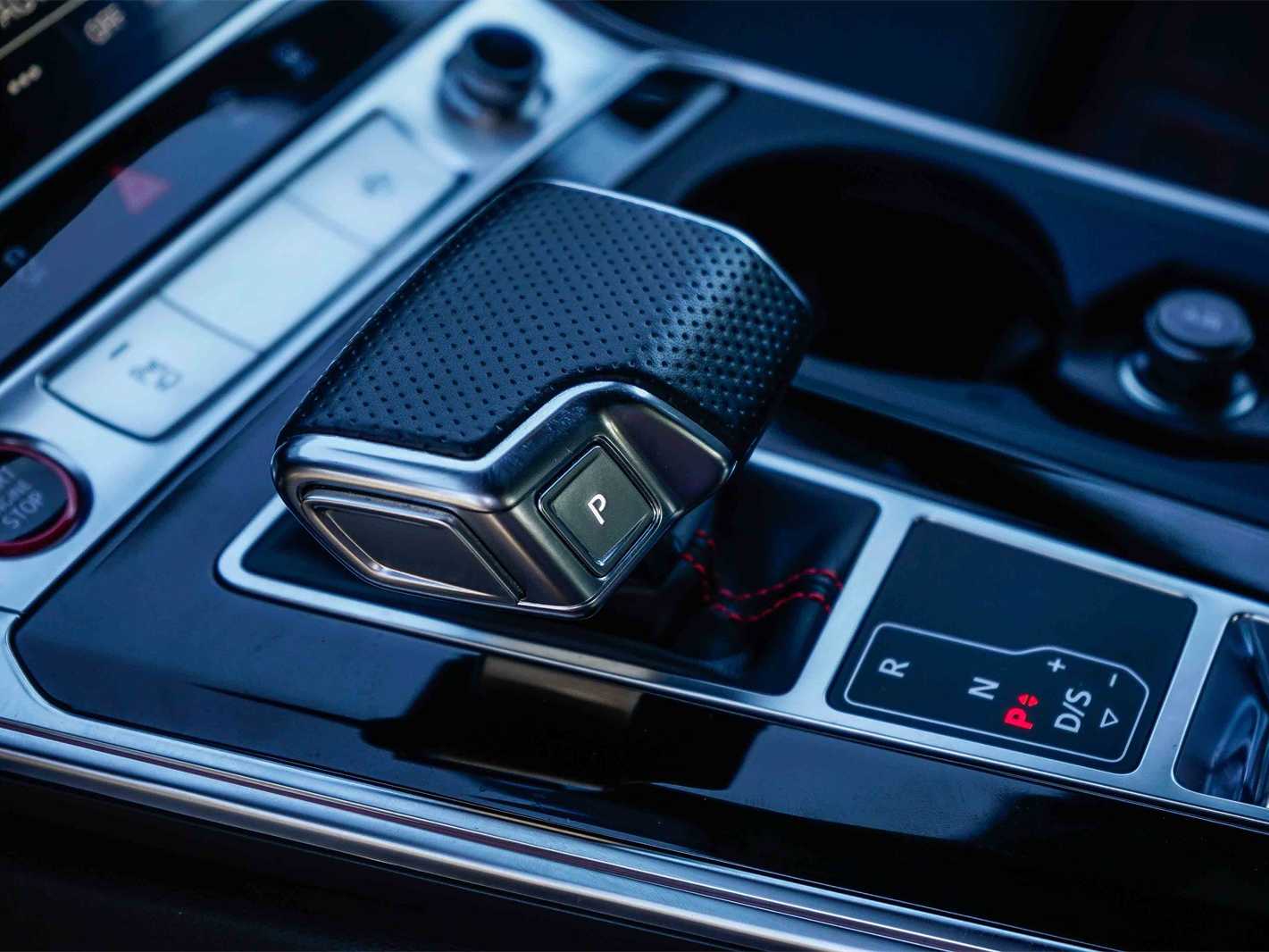 Thumbnail: 2022 Audi RS 7 - 21