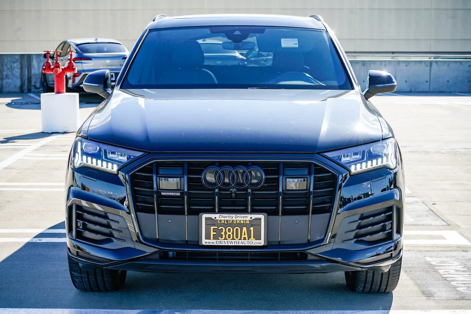 Thumbnail: 2023 Audi Q7 - 6
