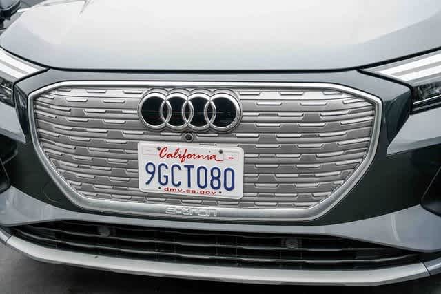 Thumbnail: 2023 Audi Q4 e-tron - 8