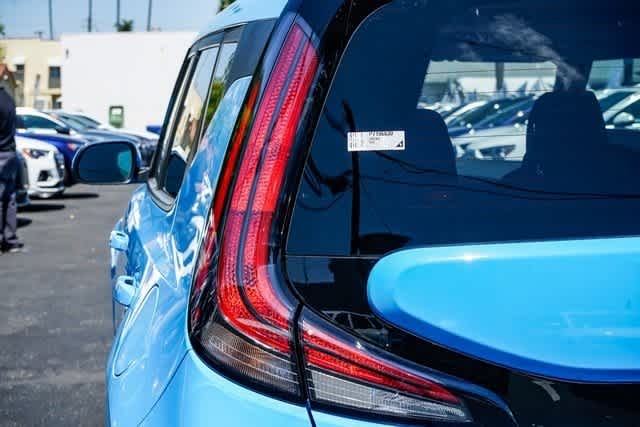 Thumbnail: 2023 Kia Soul - 9