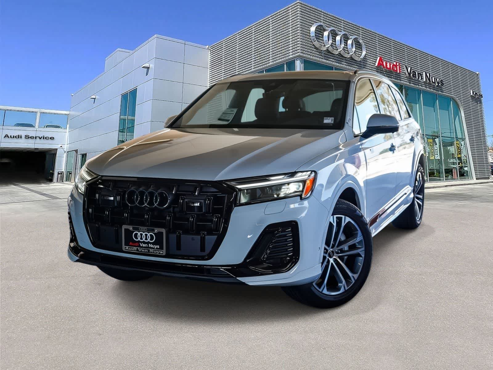 Thumbnail: 2026 Audi Q7 - 1