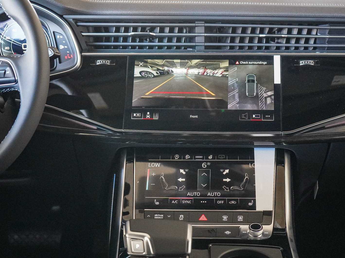 Thumbnail: 2026 Audi Q7 - 14