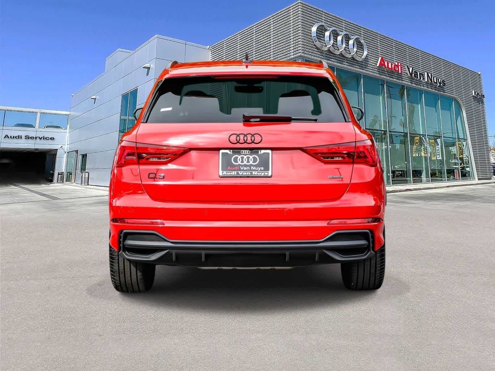Thumbnail: 2025 Audi Q3 - 3