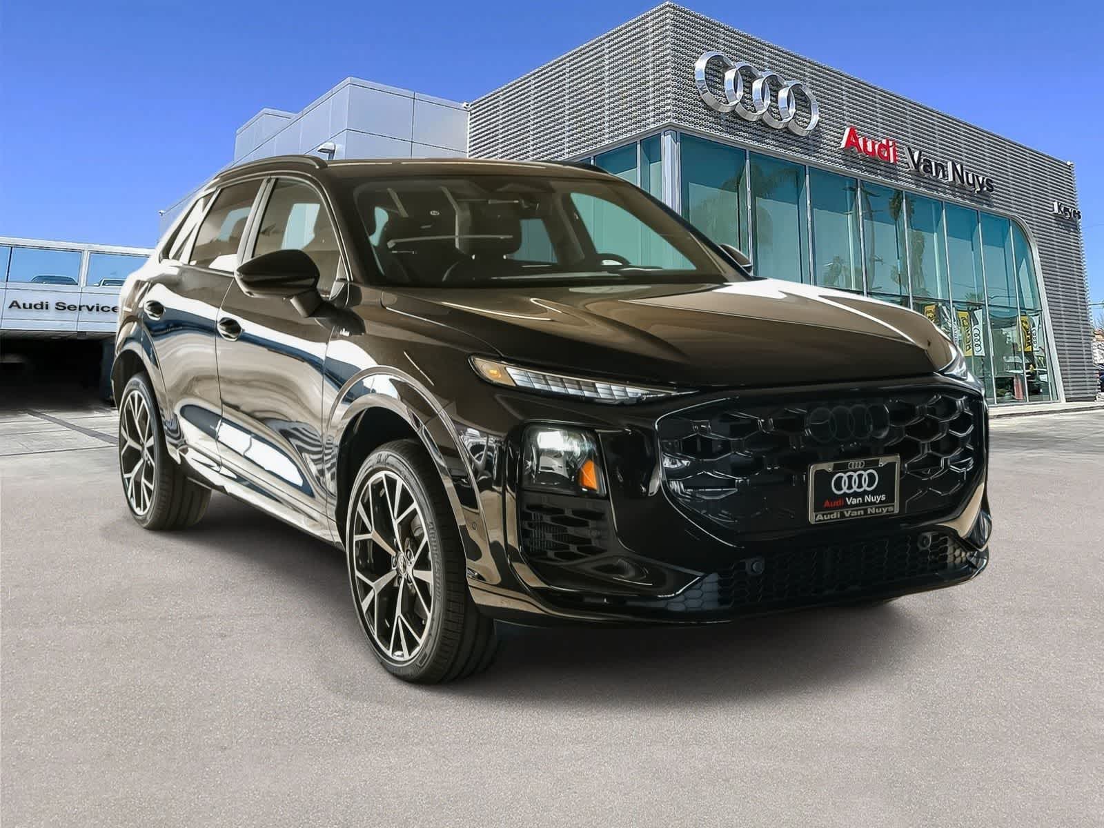 Thumbnail: 2026 Audi Q3 - 3