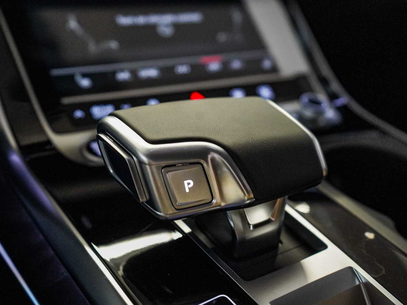 Thumbnail: 2026 Audi Q7 - 23