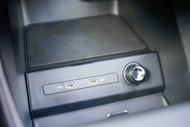 Thumbnail: 2026 Audi Q4 e-tron - 22