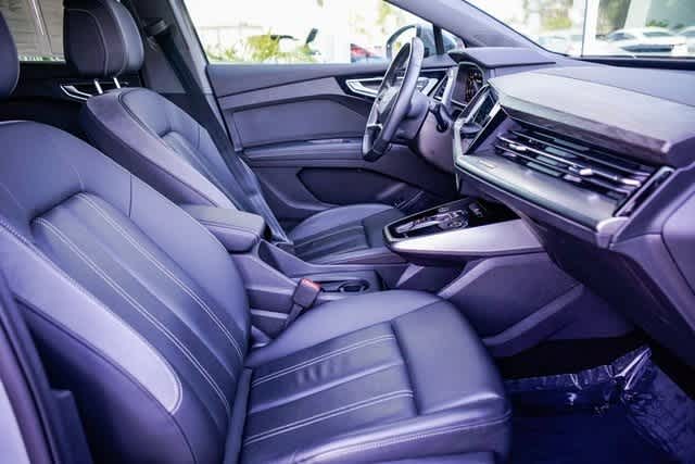 Thumbnail: 2023 Audi Q4 e-tron - 16