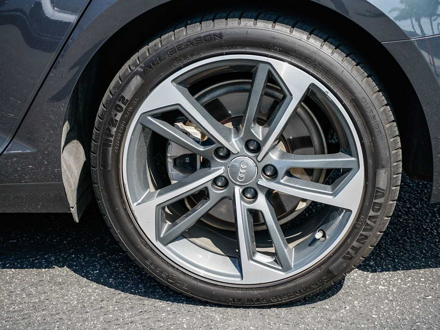 Thumbnail: 2019 Audi A4 - 10