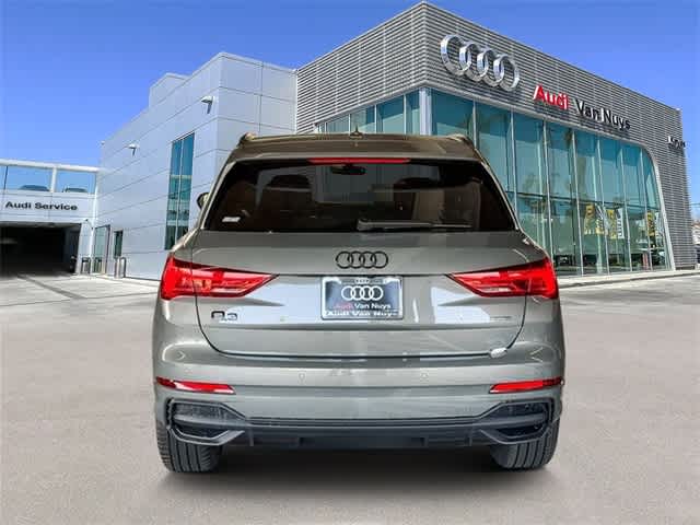 Thumbnail: 2025 Audi Q3 - 5