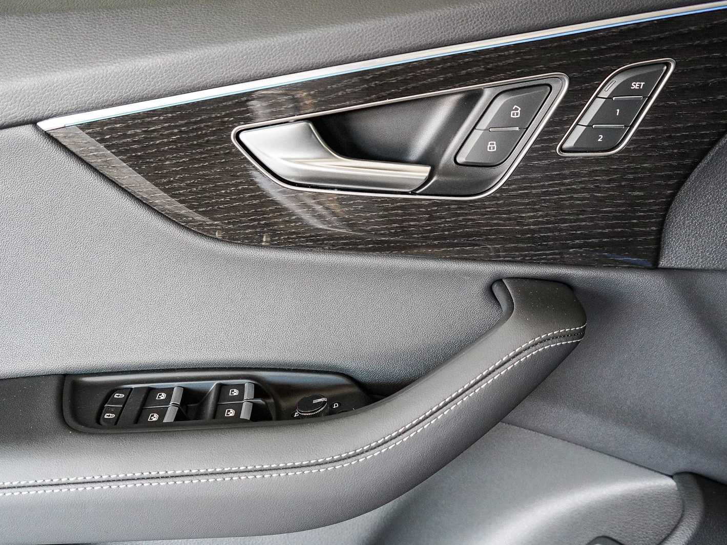 Thumbnail: 2026 Audi Q7 - 22