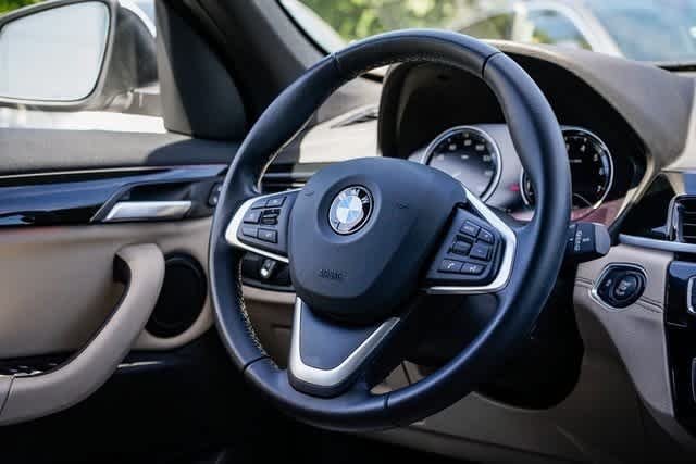 Thumbnail: 2022 BMW X1 - 15