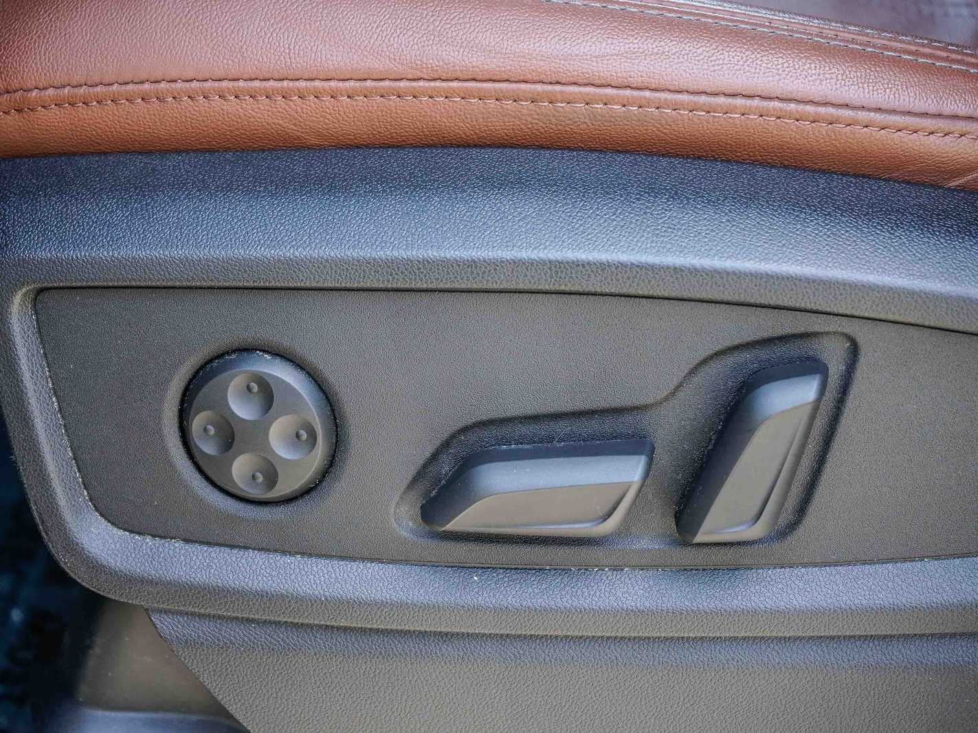 Thumbnail: 2023 Audi Q5 - 20