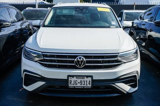 Thumbnail: 2022 Volkswagen Tiguan - 6