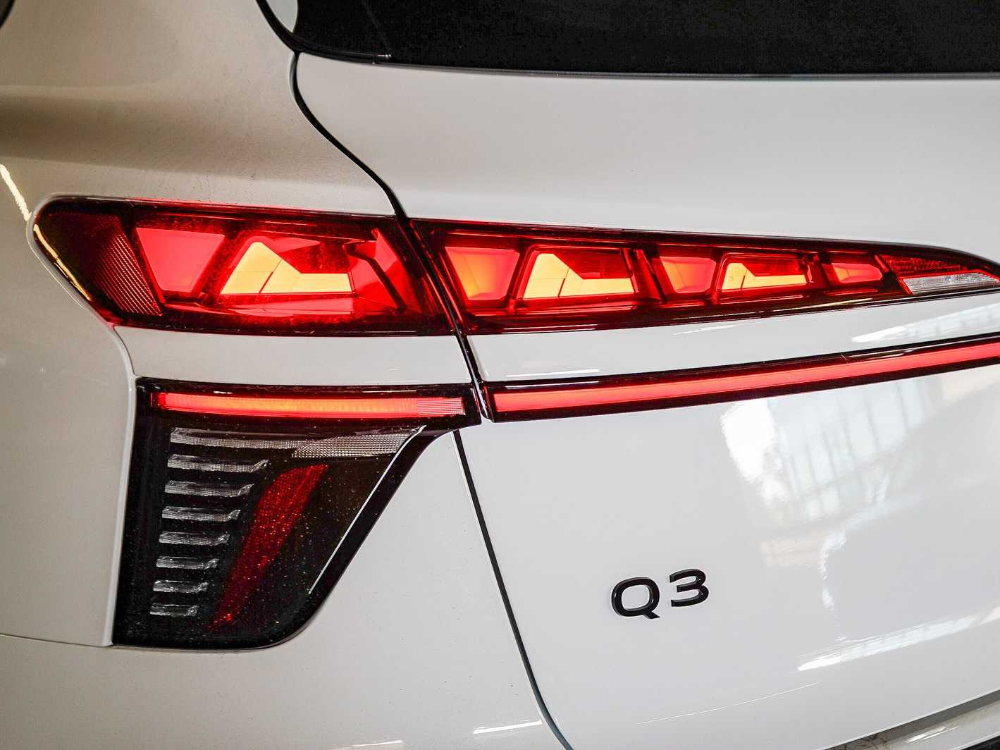 Thumbnail: 2026 Audi Q3 - 7
