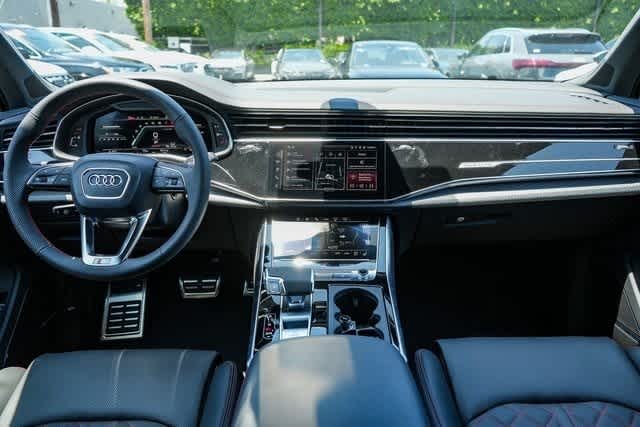 Thumbnail: 2025 Audi SQ7 - 16