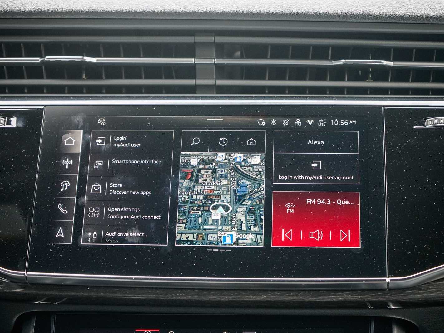 Thumbnail: 2026 Audi Q7 - 14