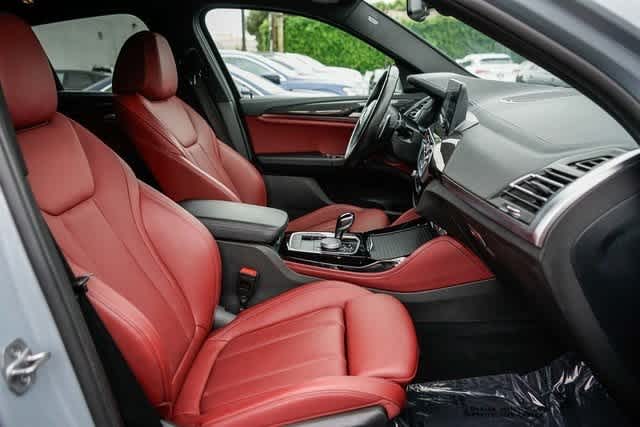 Thumbnail: 2023 BMW X4 - 16