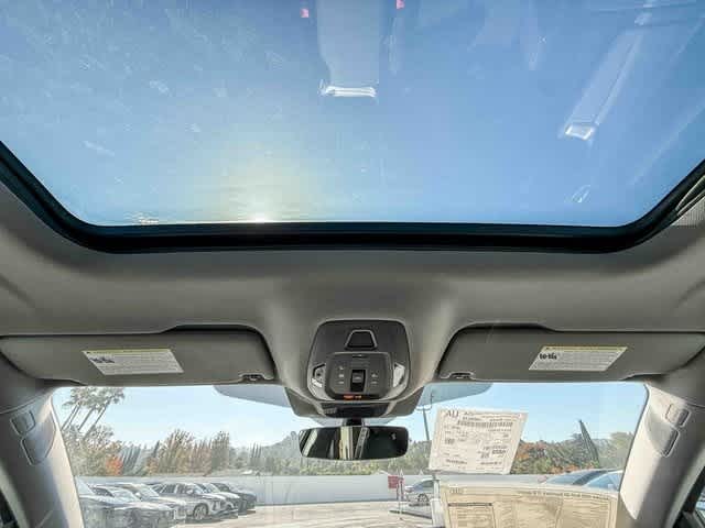 Thumbnail: 2025 Audi Q5 - 16