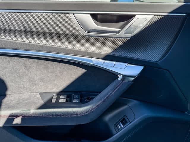 Thumbnail: 2026 Audi RS 7 - 22