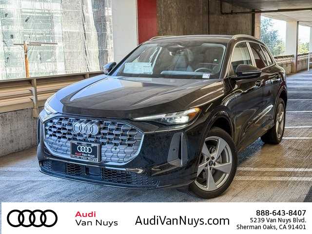 2025 Audi New Q5 Premium Plus's photo