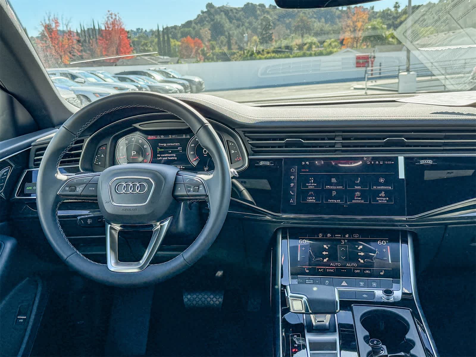 Thumbnail: 2026 Audi Q8 - 13