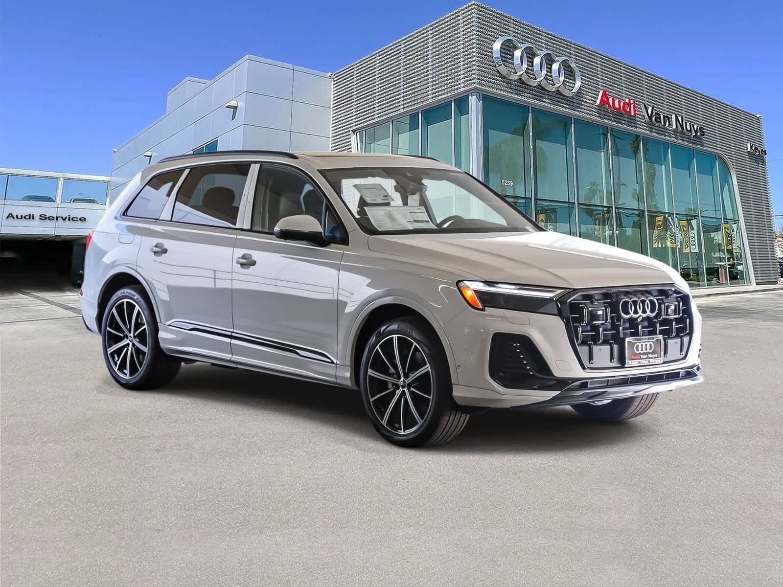 Thumbnail: 2026 Audi Q7 - 3