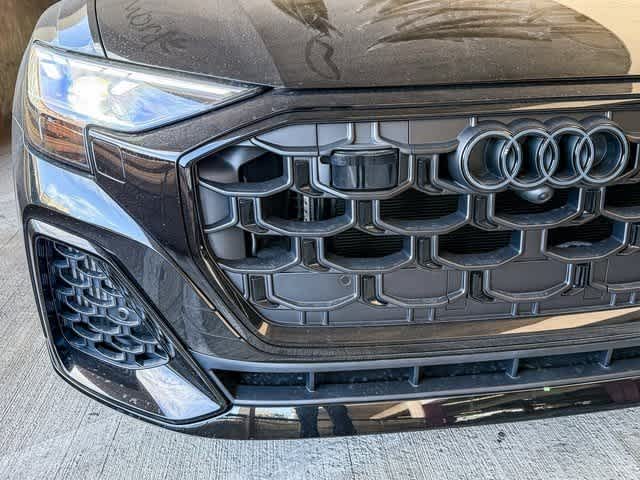 Thumbnail: 2026 Audi SQ8 - 11