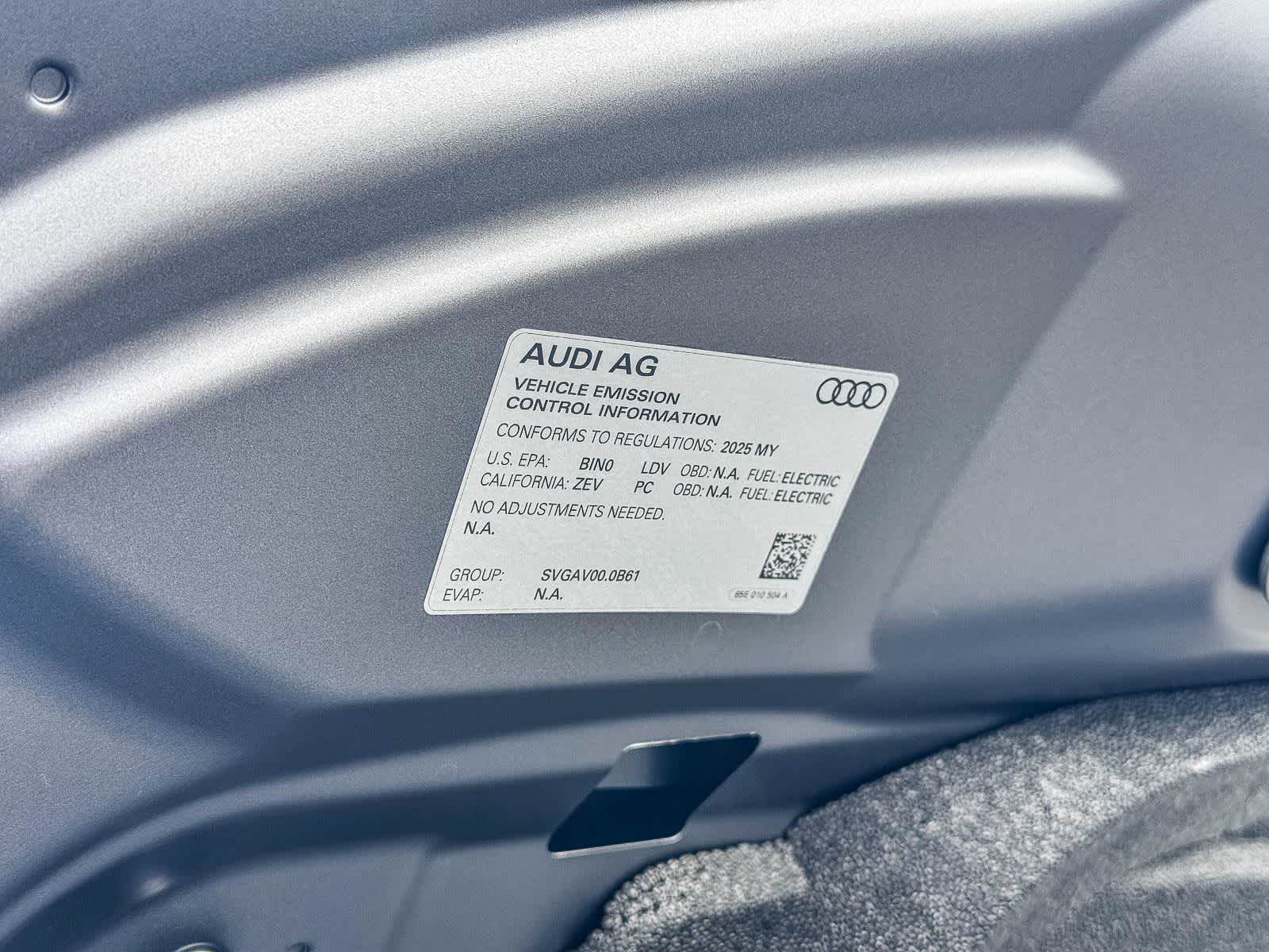 Thumbnail: 2025 Audi e-tron - 29