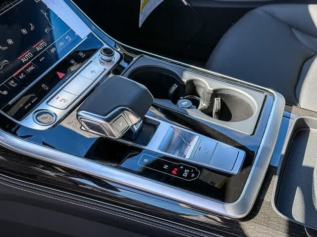 Thumbnail: 2026 Audi Q7 - 20