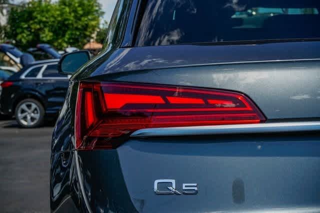 Thumbnail: 2022 Audi Q5 - 9