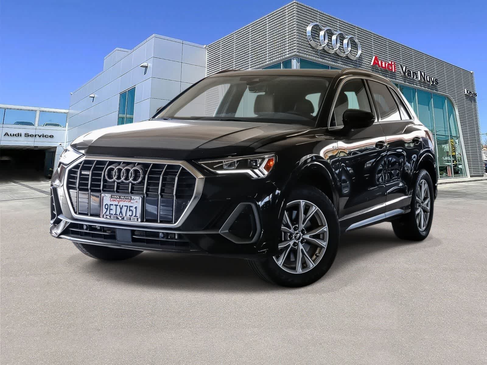 Thumbnail: 2023 Audi Q3 - 1