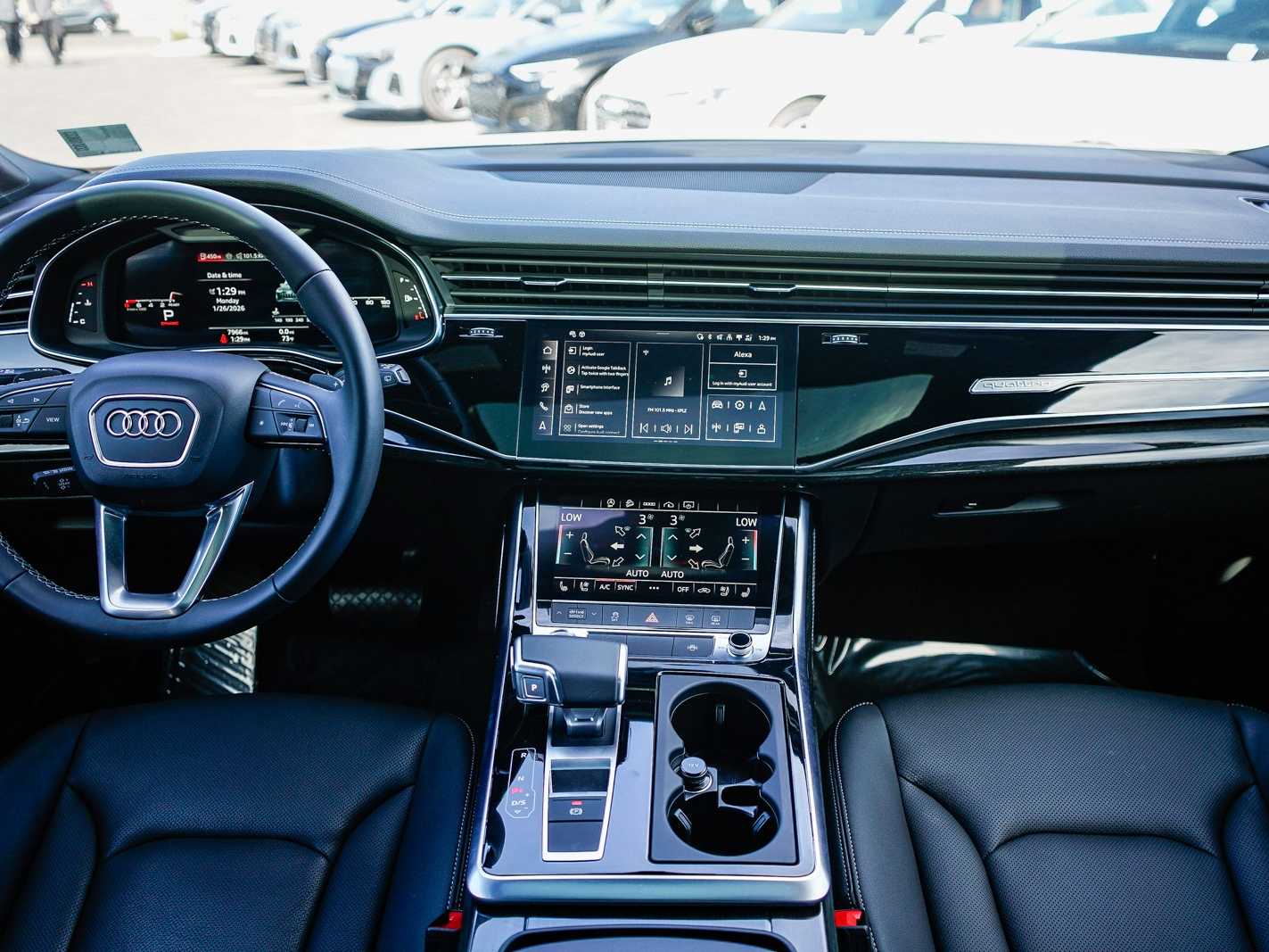 Thumbnail: 2025 Audi Q7 - 12