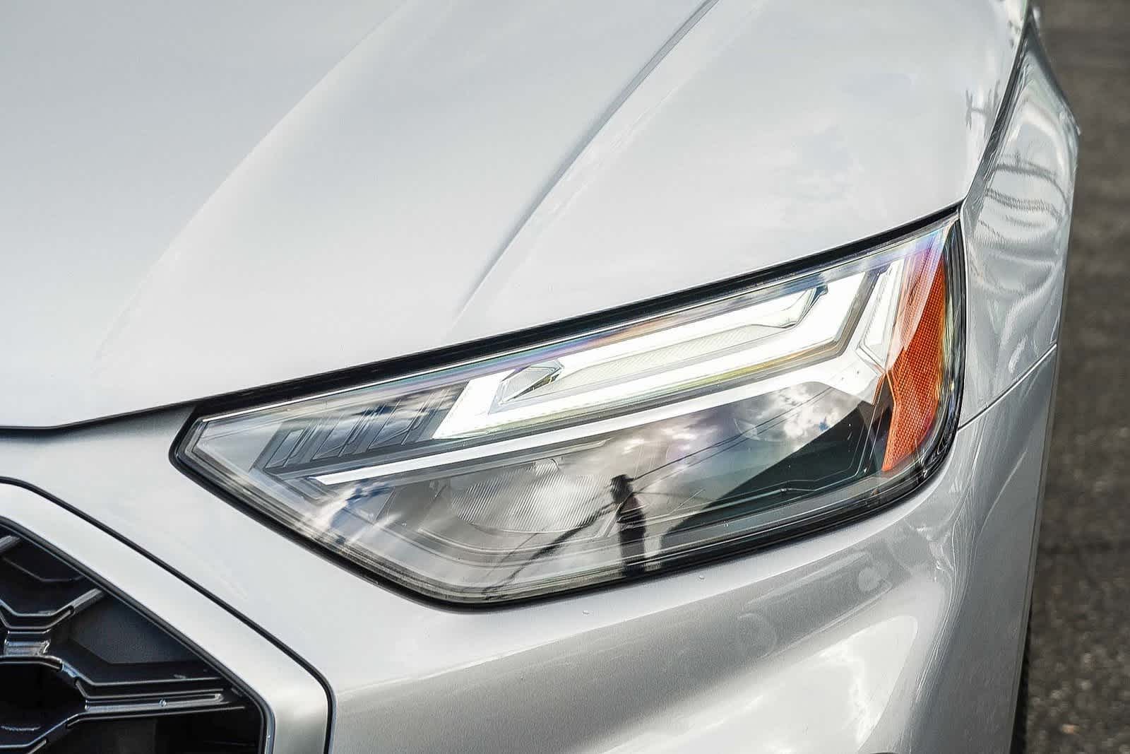 Thumbnail: 2023 Audi Q5 - 8