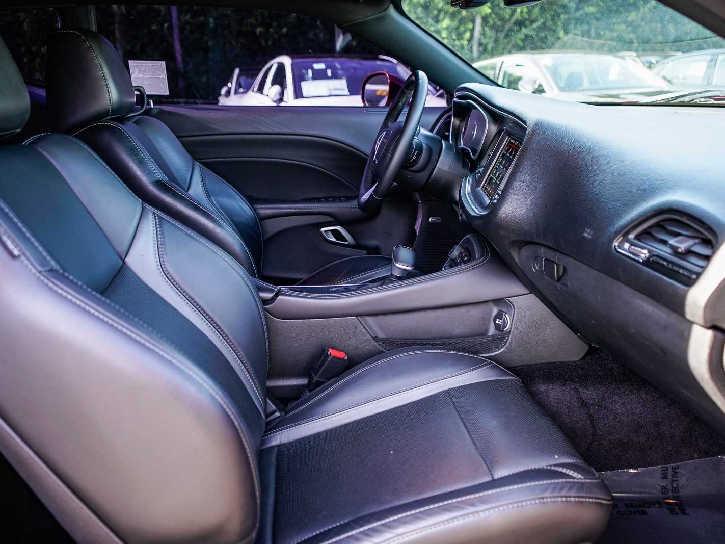 Thumbnail: 2018 Dodge Challenger - 14