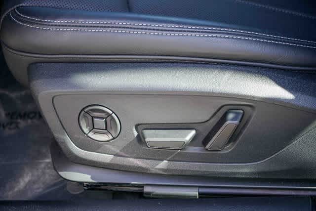 Thumbnail: 2025 Audi A6 - 20