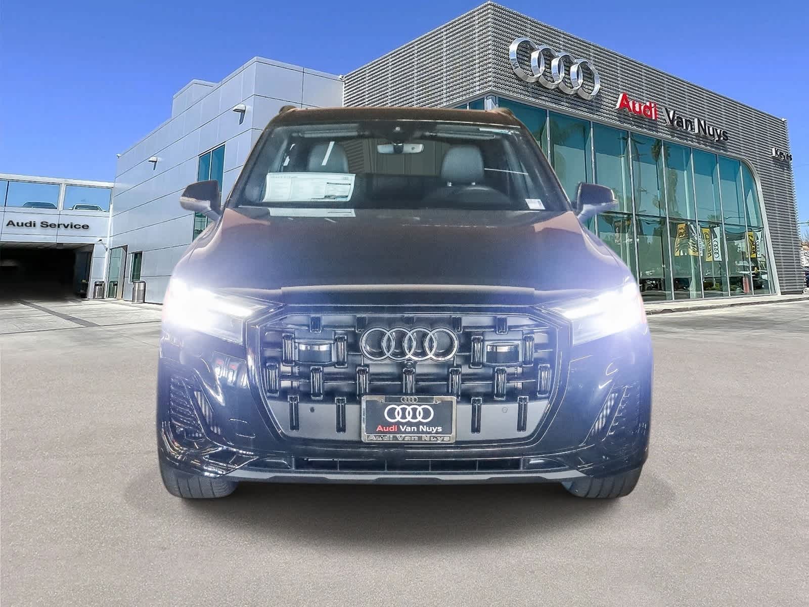 Thumbnail: 2026 Audi Q7 - 2