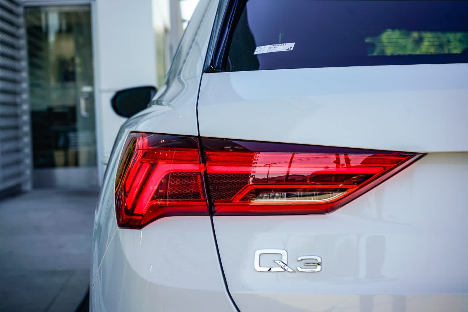 Thumbnail: 2023 Audi Q3 - 9